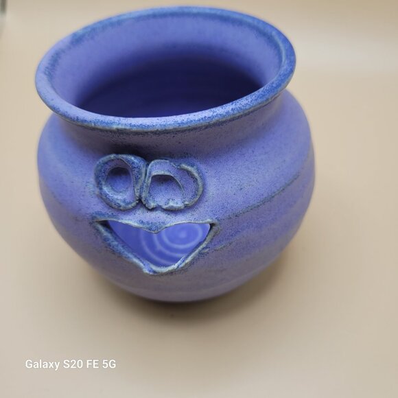 Studio Pottery Face Vase Pot Vessel Smiling Face Hand Made Egg Separator - Picture 7 of 11
